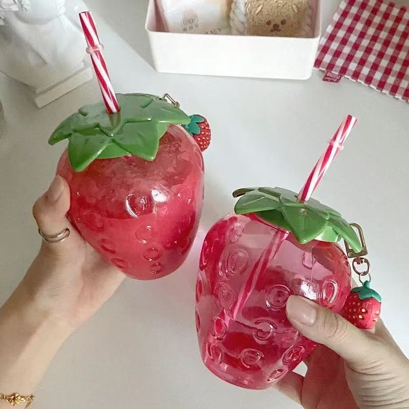 1pc Strawberry Straw Cup 500ml - Coffee Equipment Home avaliação e preço
